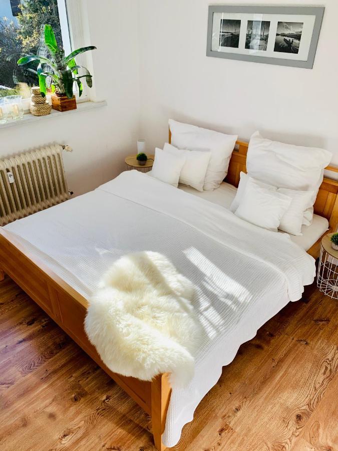 An Der Uniklinik, Apartment Mit Eigener Kueche Und Renoviertem Badezimmer, Zentrale Lage Hombourg Extérieur photo