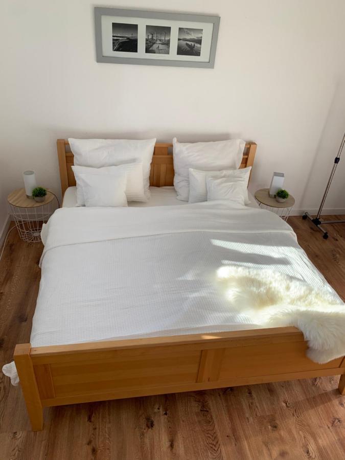 An Der Uniklinik, Apartment Mit Eigener Kueche Und Renoviertem Badezimmer, Zentrale Lage Hombourg Extérieur photo
